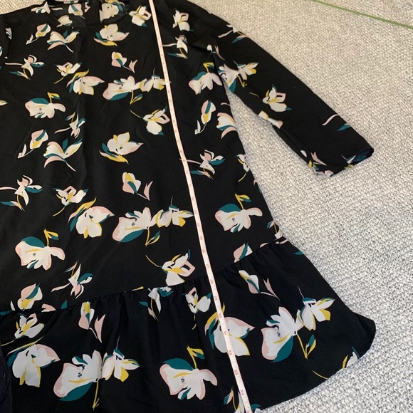 Halogen Drop Waist Button Backed Floral Dress - Picture 8 of 8